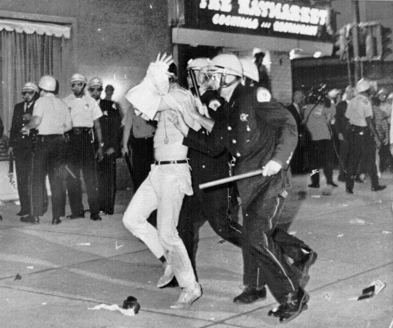 AP DNC photo